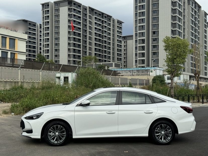 MG 5 2026 Model 180DVVT Global Luxury Edition — снимка 13