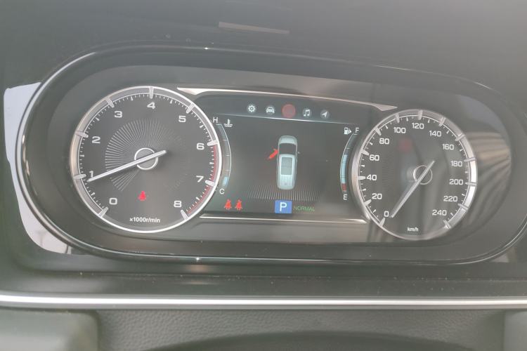 Used GAC Trumpchi M6 2021 270T DCT Luxury Edition (7-seater)
