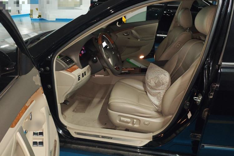 Used Toyota Camry 2010 240G Classic Edition
