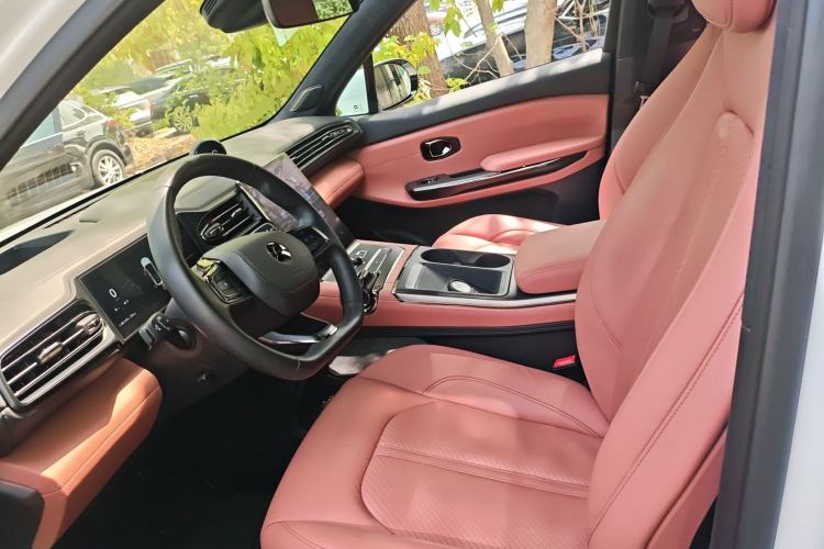 Used Nio EC6 2020 615 km Performance Edition Left Front Seat