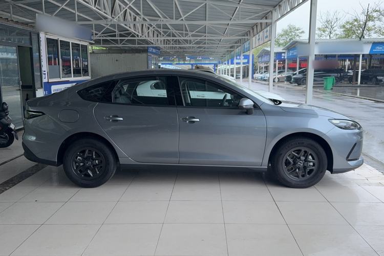 Used BYD Seal 05 DM-i 2026 DM-i 128KM Luxury Edition Exterior 3