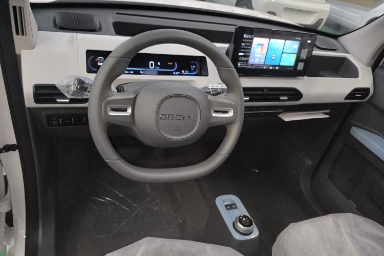 Used Geely Galaxy Panda 2024 Panda Mini 200km Endurance Bear