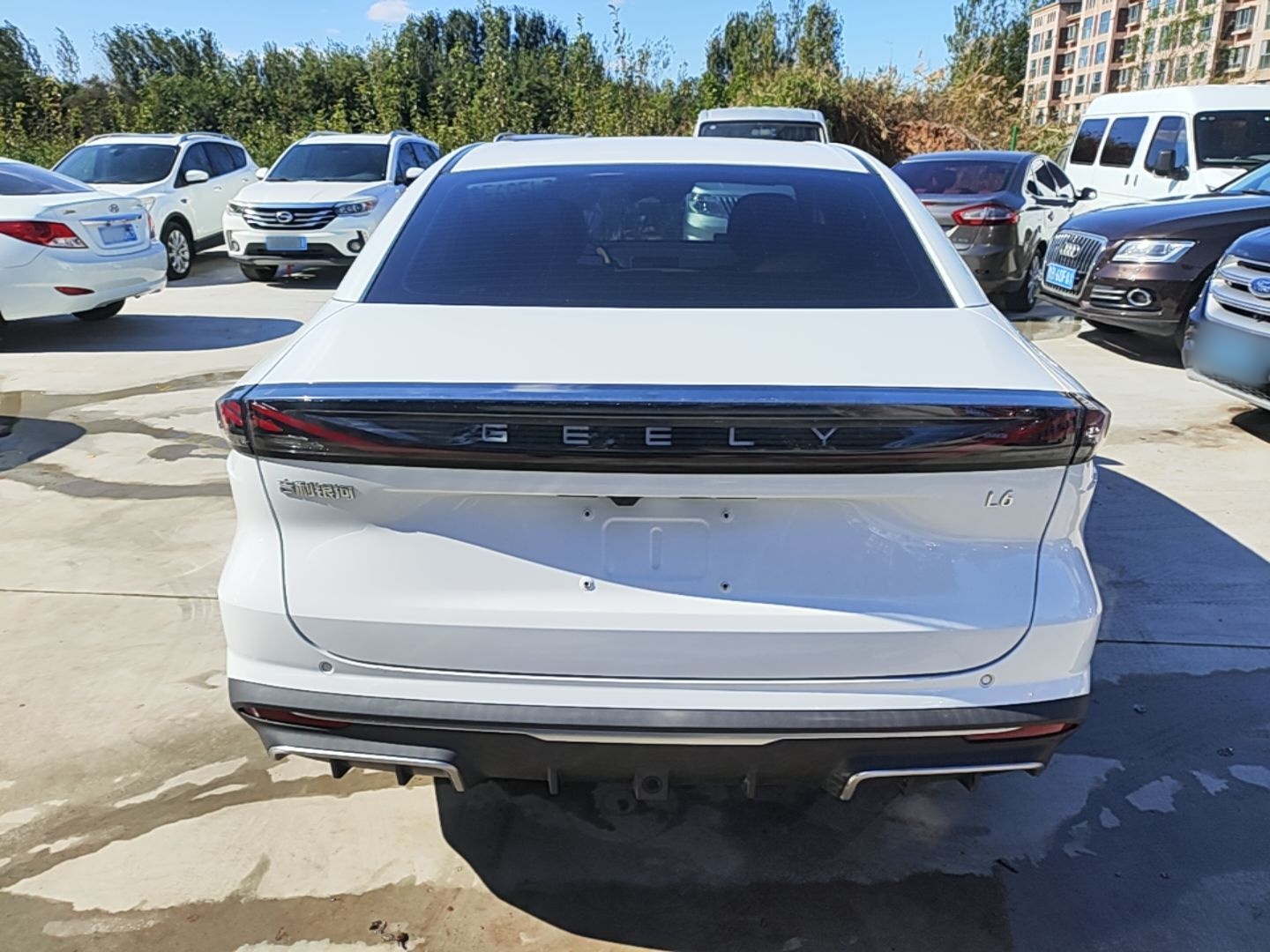 Geely Galaxy L6 2023 60km PLUS — снимка 5