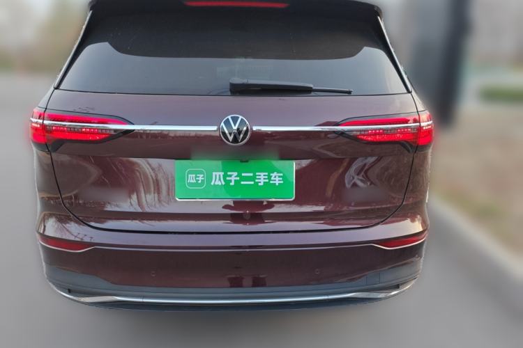 Used Volkswagen Viloran 2024 380TSI Luxury Edition
