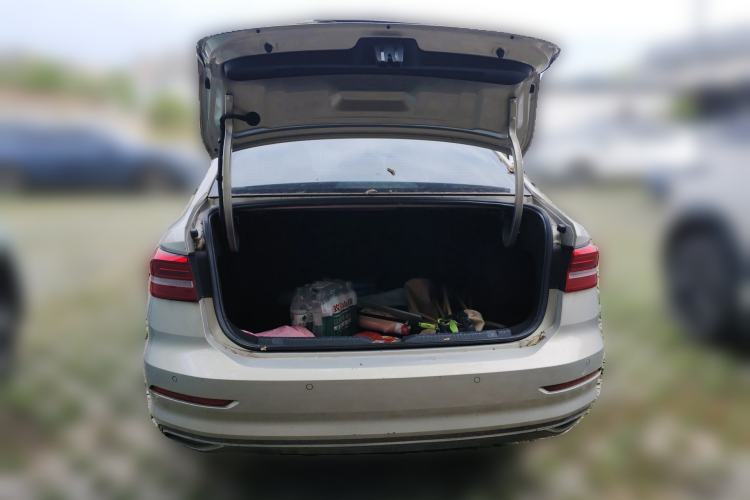 Used Volkswagen Lavida 2019 280TSI DSG Comfort Edition China VI standard Trunk