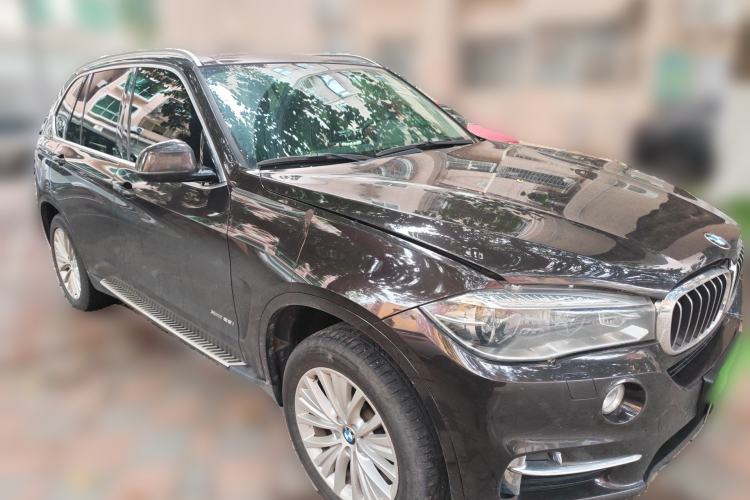 Used BMW X5 2015 xDrive28i
