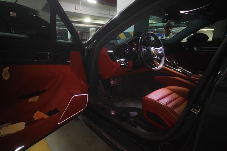 Used Porsche Panamera 2023 Panamera Executive Long Wheelbase Platinum Edition 2.9T Driver Seat