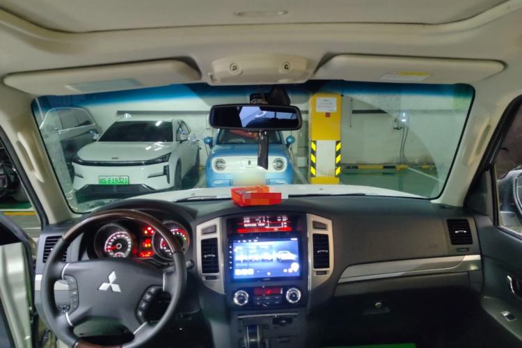 Used Mitsubishi Pajero 2016 3.0L Automatic Luxury Version China V Standard
