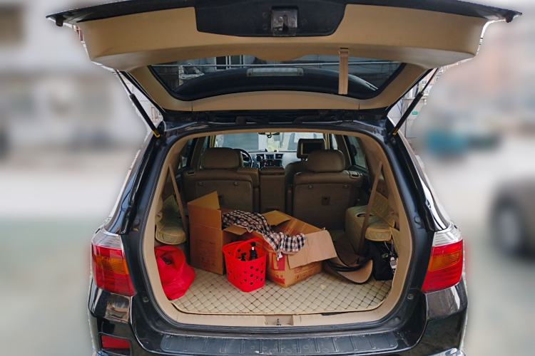 Used Toyota Highlander 2009 2.7L Two-Wheel Drive 7-Seater Luxury Navigation Edition Trunk