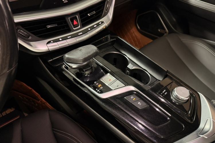 Used Geely Auto Emgrand GT 2018 1.5T MHEV Yaoxiang Edition
