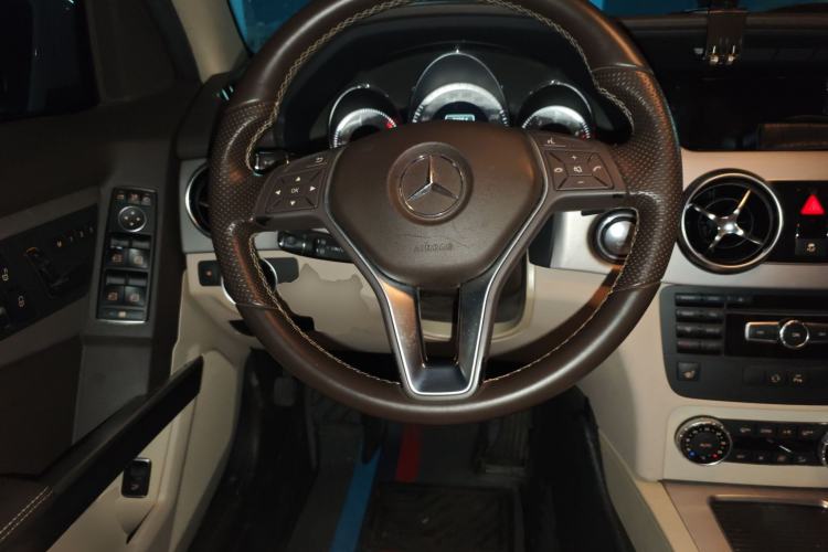 Used Mercedes-Benz GLK-Class 2013 Facelift GLK 300 4MATIC Fashion Edition