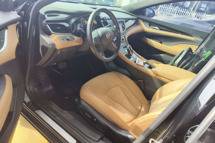 Used Buick LaCrosse 2019 28T Elite Edition Left Front Seat