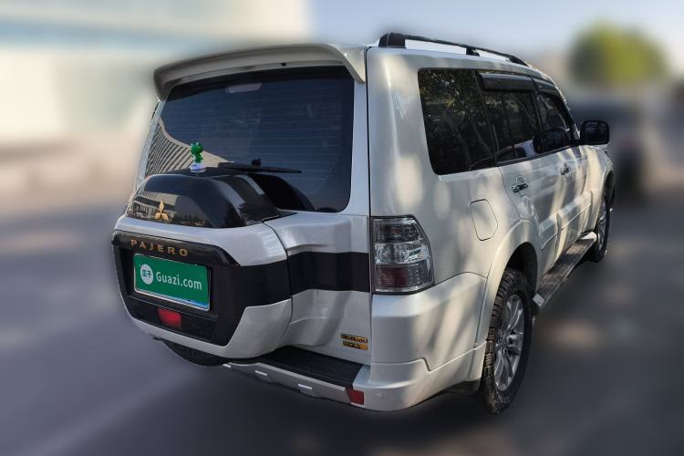 Used Mitsubishi Pajero 2018 V97 3.8L 5-Door GLS Sunroof – Middle East
