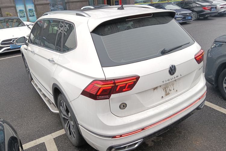 Used Volkswagen Tiguan L 2022 330TSI Automatic Two-Wheel Drive R-Line Flagship Edition Rear Left 45 Deg