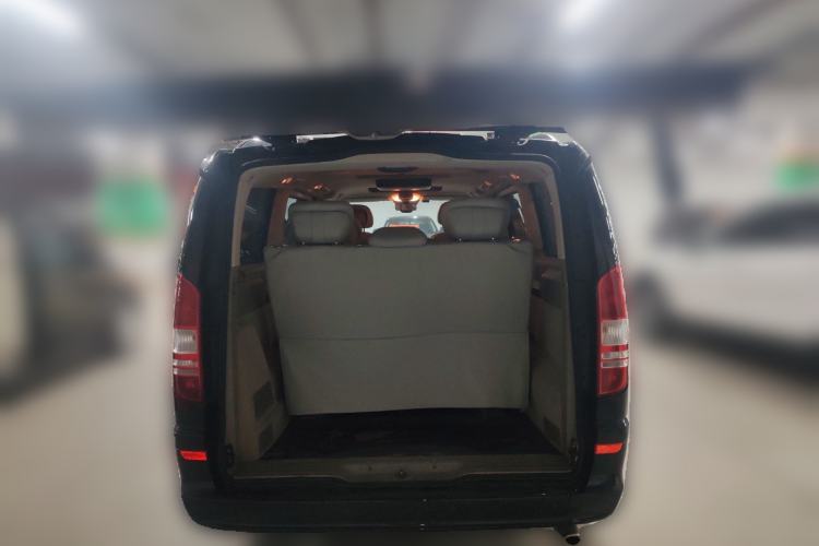 Used Mercedes-Benz Viano 2013 3.5L Haoci version Trunk