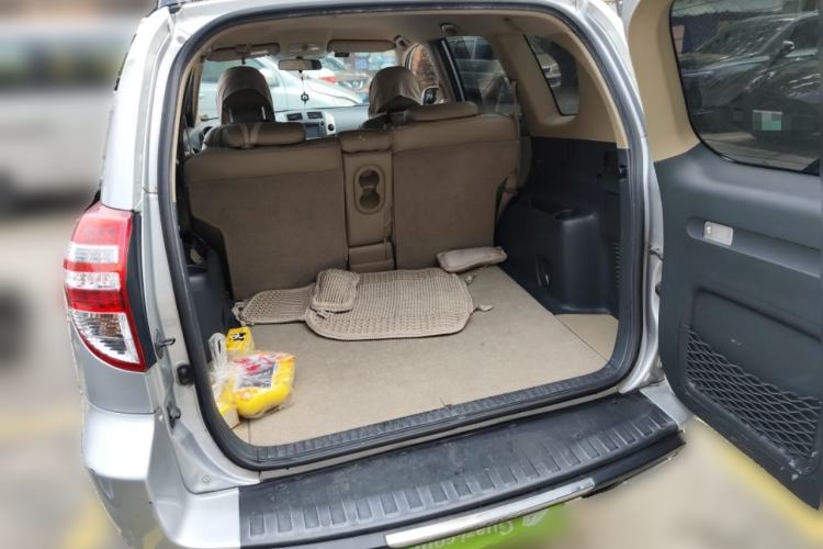 Used Toyota RAV4 2011 2.0L Automatic Classic Edition