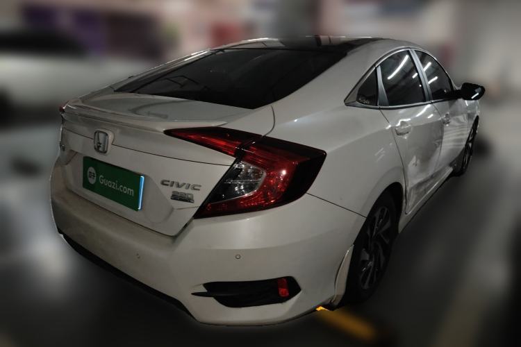 Used Honda Civic 2016 220TURBO CVT Luxury Edition Rear Right 45 Deg