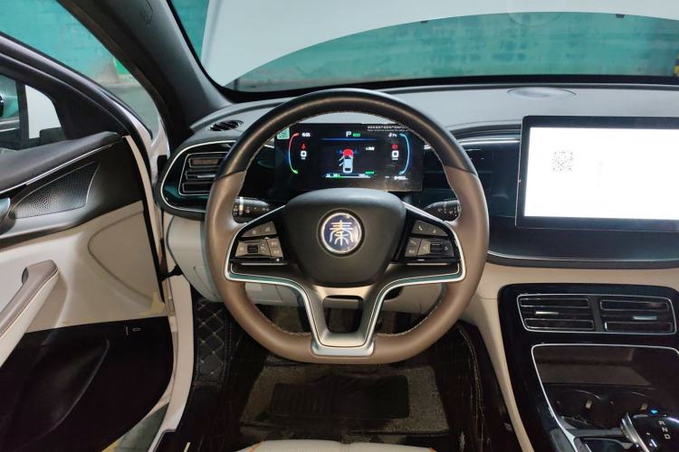 Used BYD Qin PLUS 2024 Honor Edition EV 420KM Beyond Model Steering Wheel