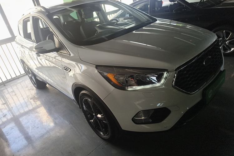 Used Ford Kuga 2019 EcoBoost 180 Two-Wheel-Drive Titanium Plus Model China V Standard Exterior 1