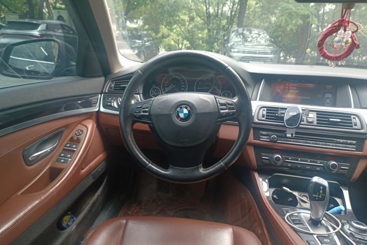Used BMW 5 Series 2014 520Li Elegant Model Steering Wheel