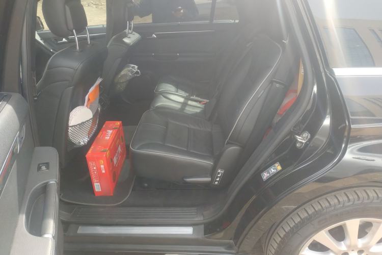 Used Mercedes-Benz R-Class 2017 R 320 4MATIC Business Edition Prestige Model