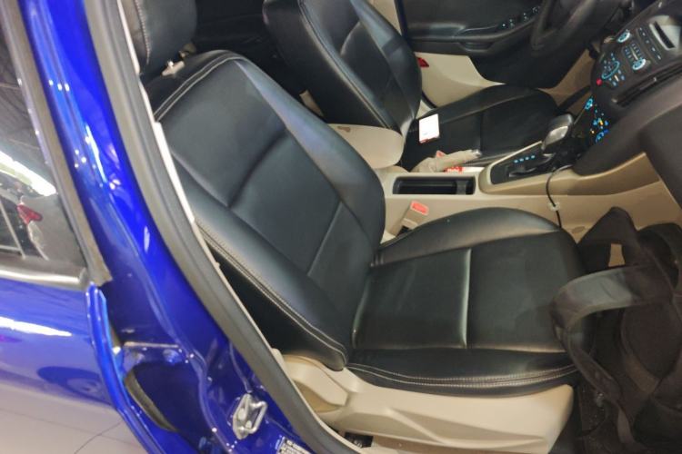 Used Ford Focus 2015 Sedan 1.6L Automatic Comfort Model