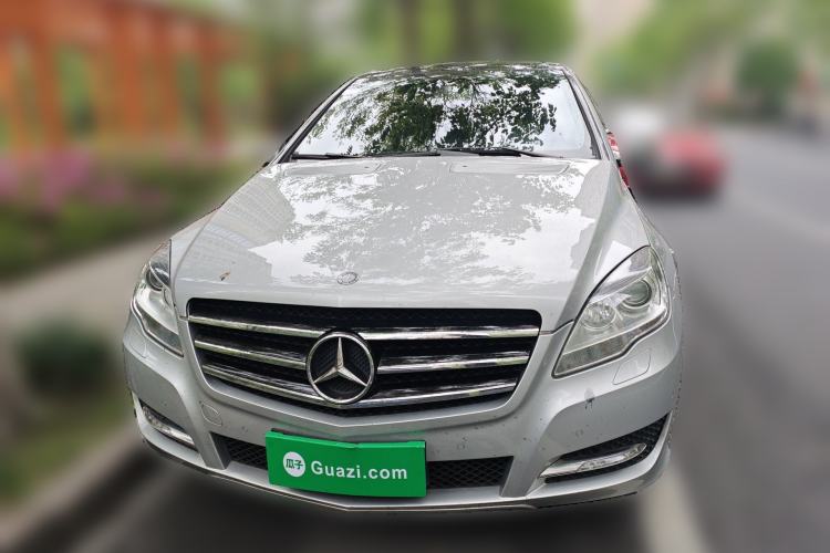 Used Mercedes-Benz R-Class 2017 R 320 4MATIC Business Edition Prestige Model