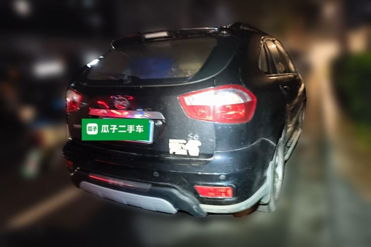 Used BYD S6 2013 Platinum Edition 2.0L Manual Luxury Model Rear Right 45 Deg