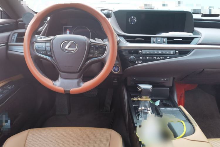 Used Lexus ES 2020 300h Premier Edition Steering Wheel
