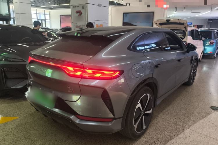 Used BYD Song L EV 2025 Intelligent Driving Version 662 km LiDAR Excellence Edition Rear Right 45 Deg