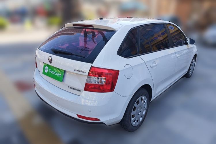 Used Skoda Rapid Spaceback 2016 1.6L Automatic Front-Wheel Drive Model