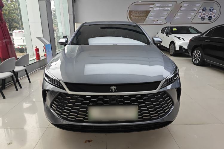 Used BYD Qin PLUS 2025 DM-i Smart Drive 55KM Leading Model Front