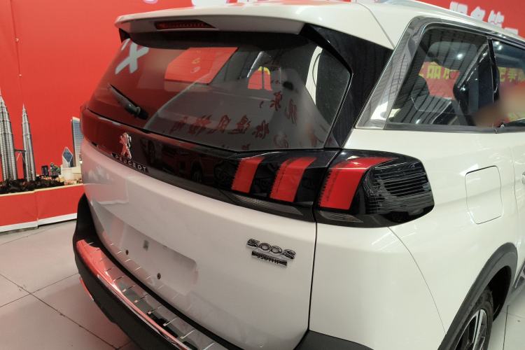 Used Peugeot 5008 2017 350THP 5-Seat Elite Edition
