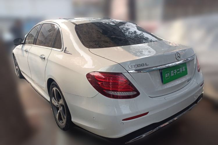 Used Mercedes-Benz E-Class 2018 E 300 L Sporty and Stylish Model