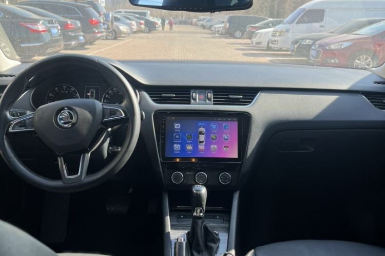 Used Skoda Octavia 2017 TSI280 DSG Smart Drive Edition
