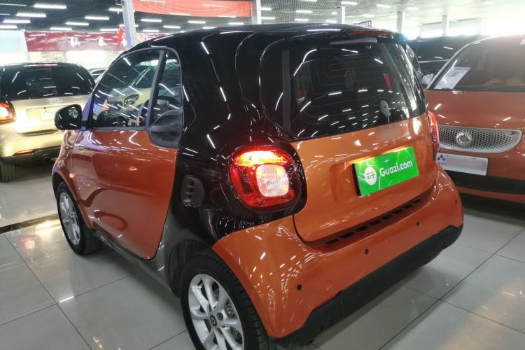 Used smart fortwo 2018 1.0L 52kW Hardtop Dynamic Version China V