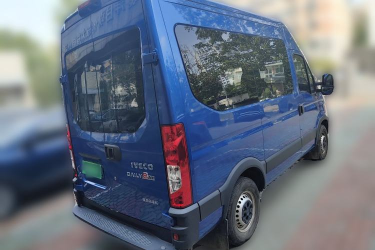 Used Iveco Eurocargo 2020 3.0T Automatic Chao Rui Short Wheelbase High-Roof F1C
