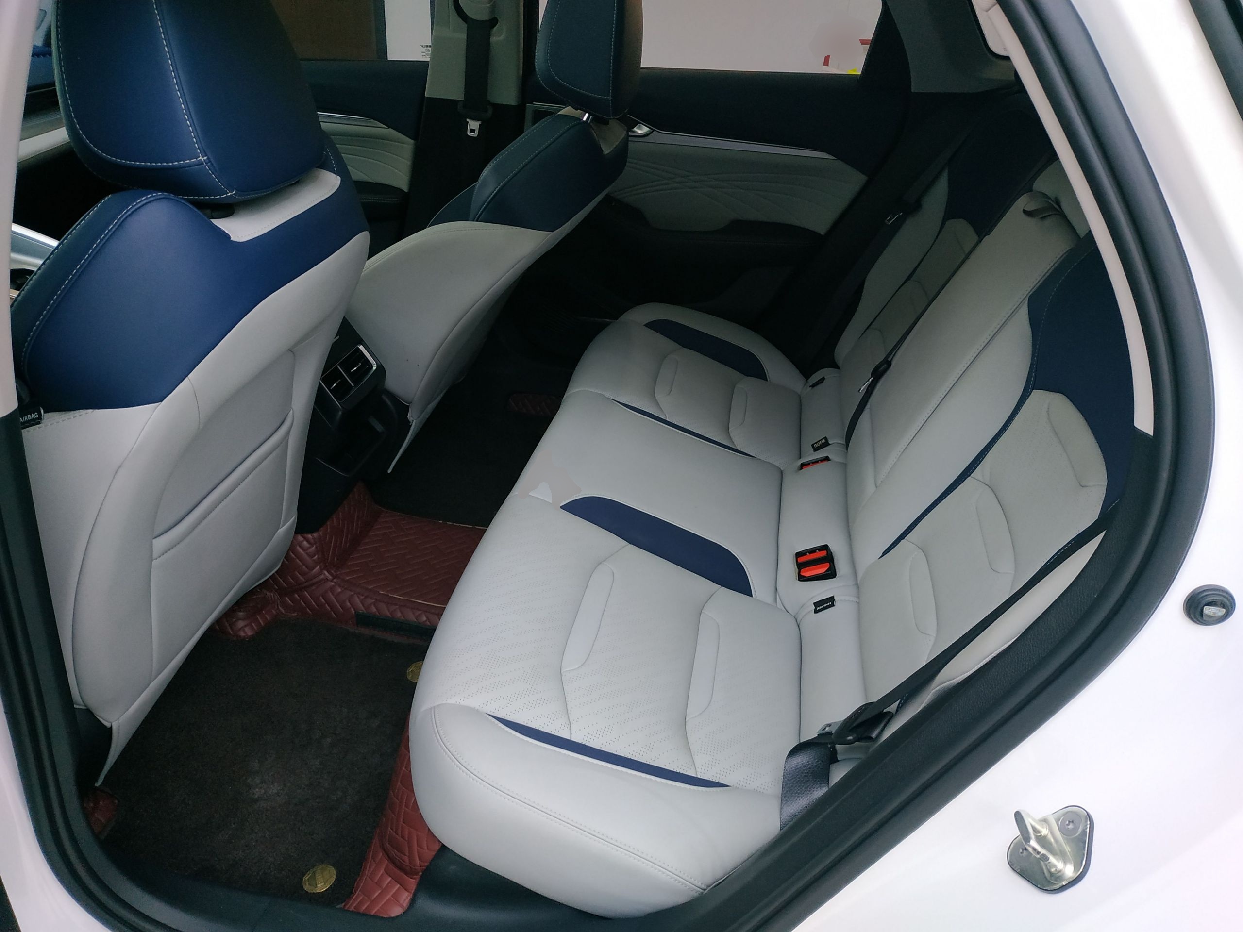 Geely Auto Preface 2023 2.0TD Prestige Version — снимка 20