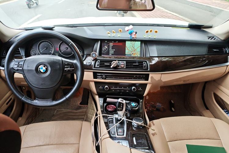 Used BMW 5 Series 2014 525Li Leading Model
