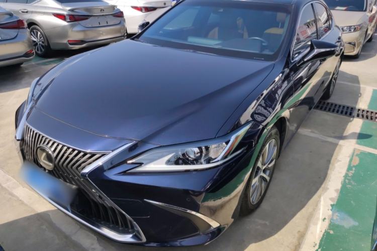 Used Lexus ES 2020 200 Excellence Edition