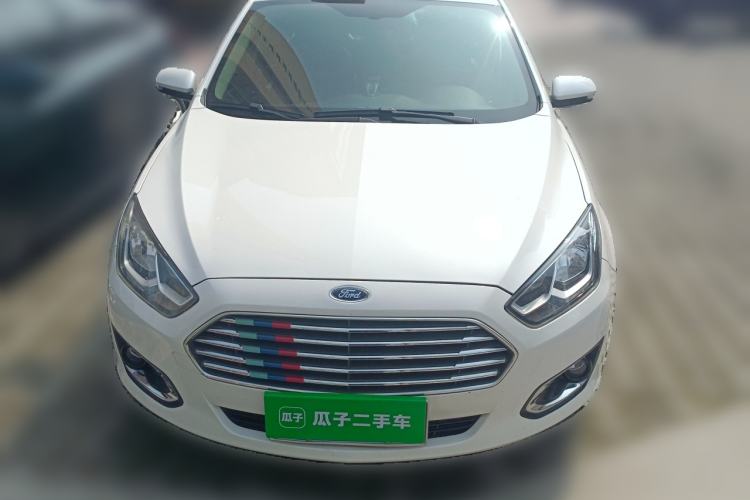 Used Ford Escort 2015 1.5L Automatic Fashion Model