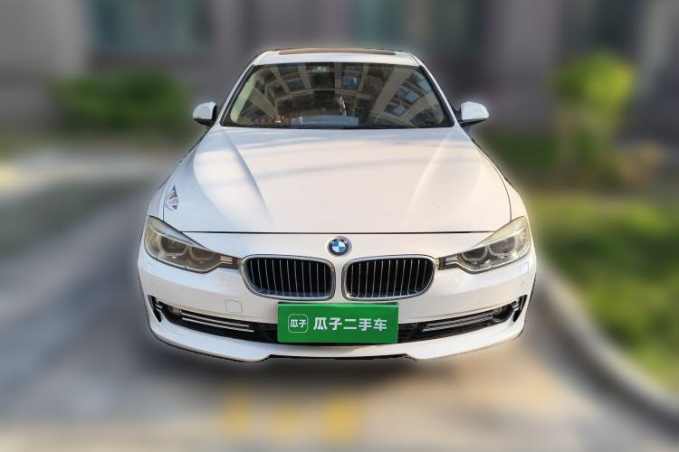 Used BMW 3 Series 2014 320Li Luxury Design Package
