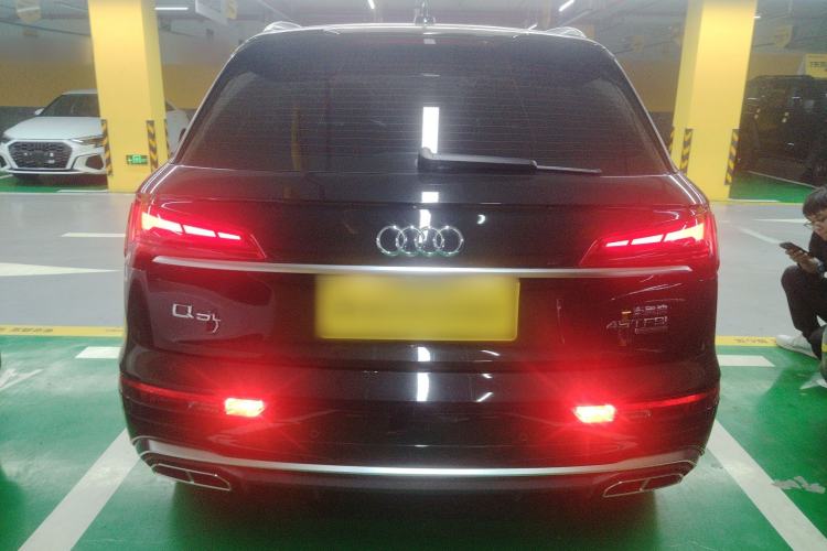 Used Audi Q5L 2022 Updated 45T Luxury Dynamic Version Rear