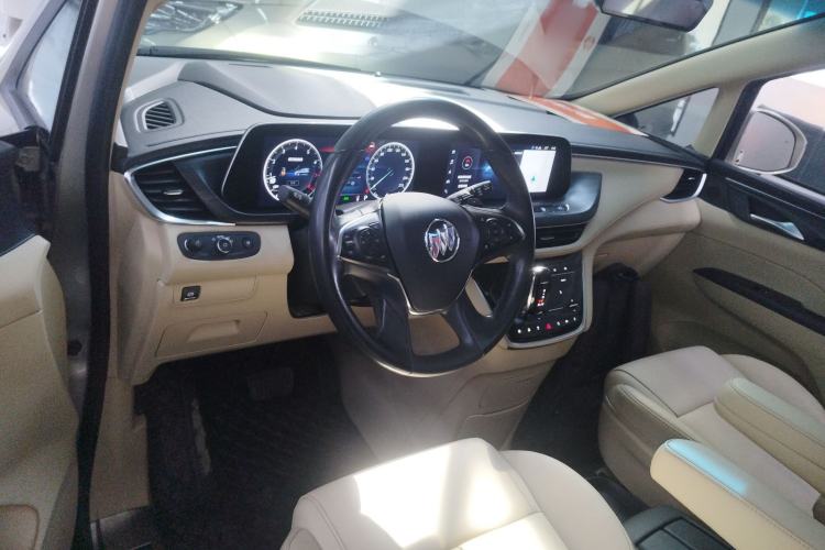 Used Buick GL8 2022 ES Landtrek 653T Luxury Edition