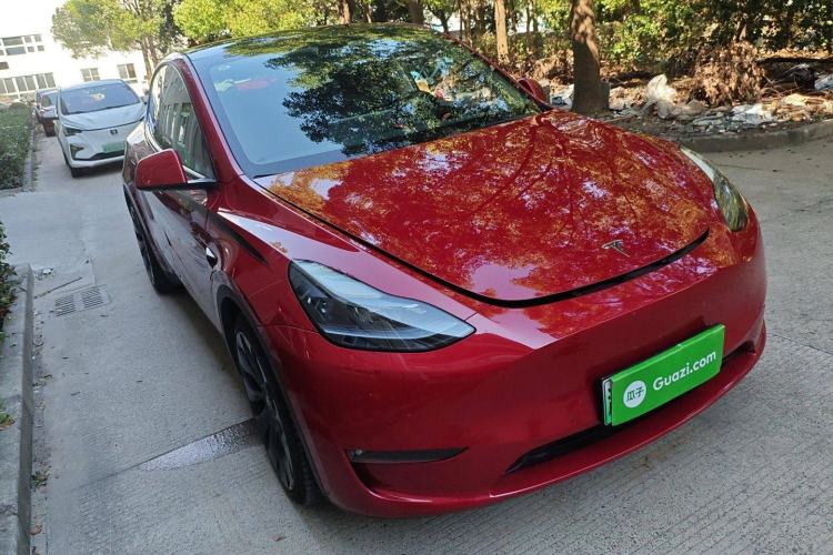 Used Tesla Model Y 2023 High-Performance All-Wheel-Drive Version