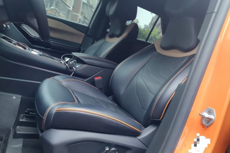 Used Ford Explorer 2024 2.3T EcoBoost Kunlun Peak Edition 7-Seater
