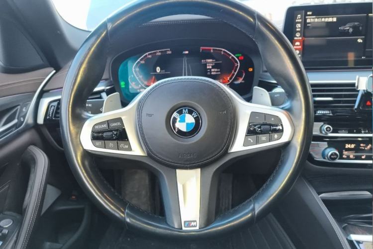 Used BMW 5 Series 2021 Facelifted 530Li Leading Edition M Sport Package