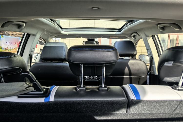 Used Soueast DX3 2018 EV Flagship Model Interior 11