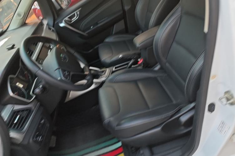 Used Geely Auto Vision X3 2017 1.5L Automatic Elite Model Left Front Seat