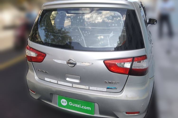 Used Nissan Livina 2013 1.6XE Manual Comfort Edition
